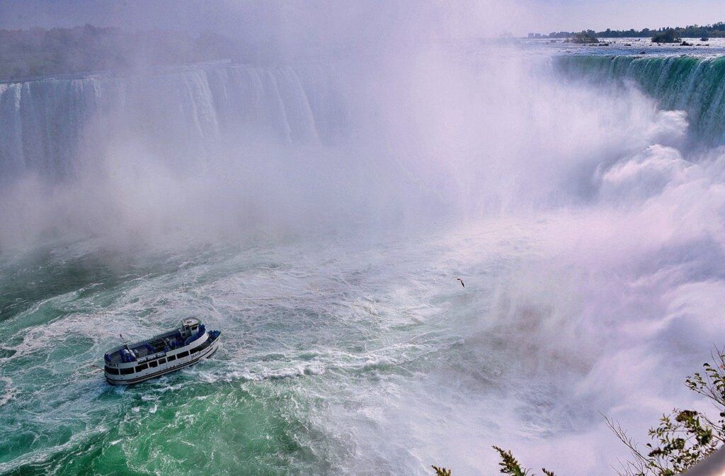 Render del nuevo catamarán eléctrico del Maid of the Mist