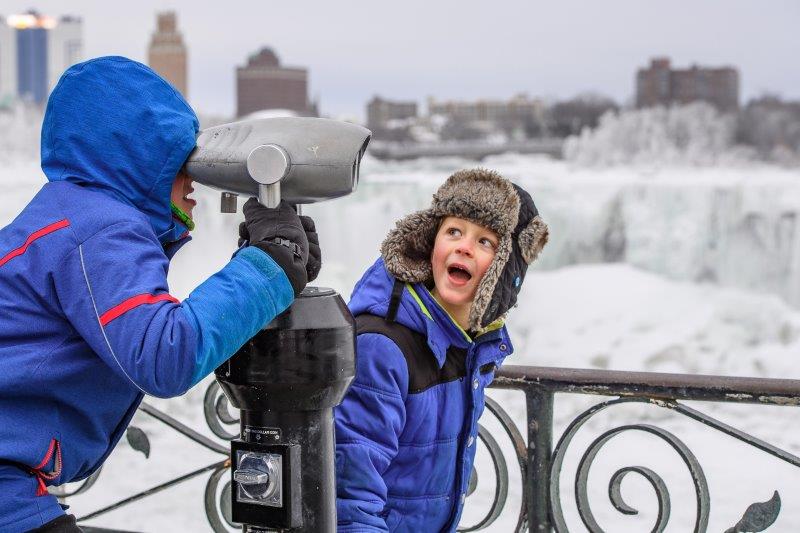 Cataratas del Niágara nevadas en invierno